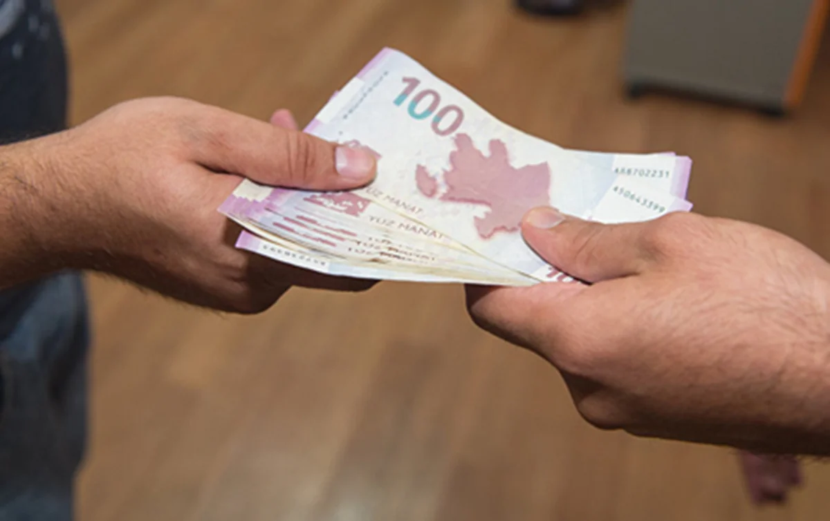 İşə düzəltmək adı ilə külli miqdarda pul mənimsədi