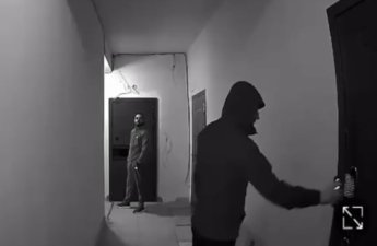 Mənzillərə oğurluq məqsədilə daxil olmağa cəhd edən şəxs saxlanılıb - VİDEO