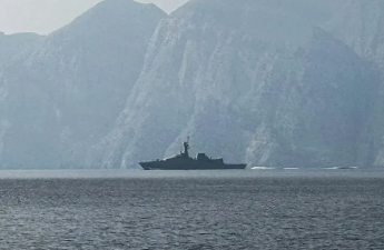 İran Hörmüz boğazında dron hücumu edilən gəmidə yanğın başladığını bildirib