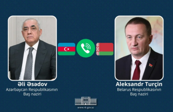 Əli Əsədov belaruslu həmkarı ilə İranın Naxçıvana PUA hücumunu müzakirə edib