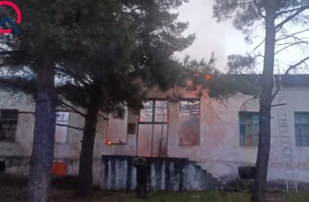 Oğuzda mədəniyyət evi yandı