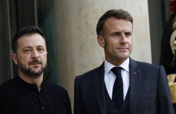 Zelenski Makronla Yaxın Şərqdəki vəziyyəti müzakirə edib