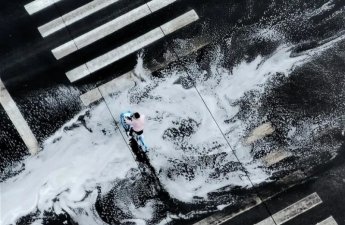 Иранцев предупредили о кислотных дождях после ударов по нефтехранилищам