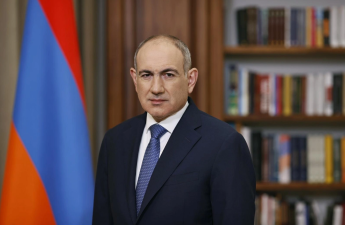 Paşinyan Fransaya işgüzar səfərə gedib