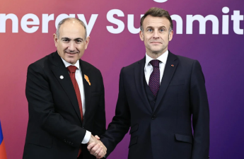 Paşinyan Makronla birgə iqtisadi layihələrin həyata keçirilməsini müzakirə edib