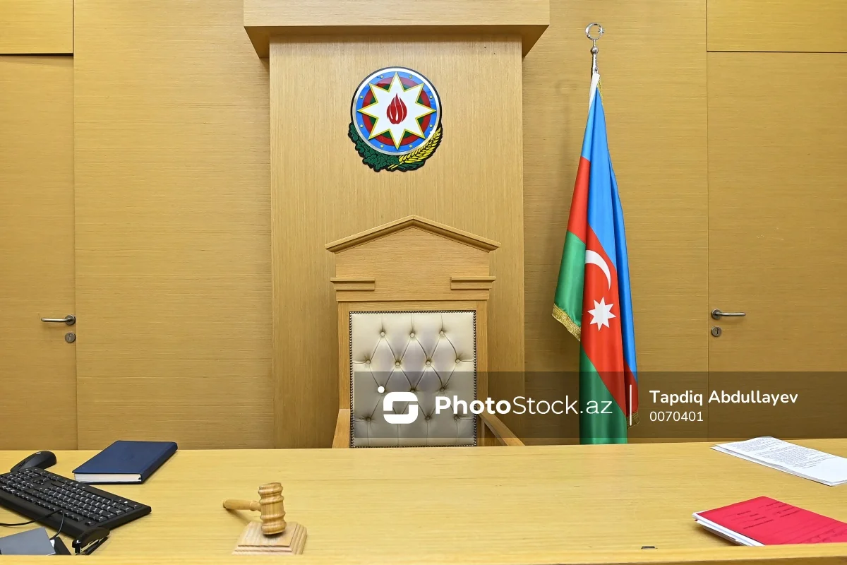 Bakıda qadın müğənnini döyən şəxslə bağlı YENİ QƏRAR