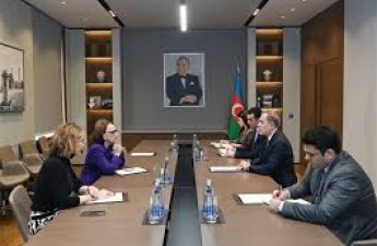 Байрамов и Гринспен обсудили последствия эскалации на Ближнем Востоке для мировой экономики