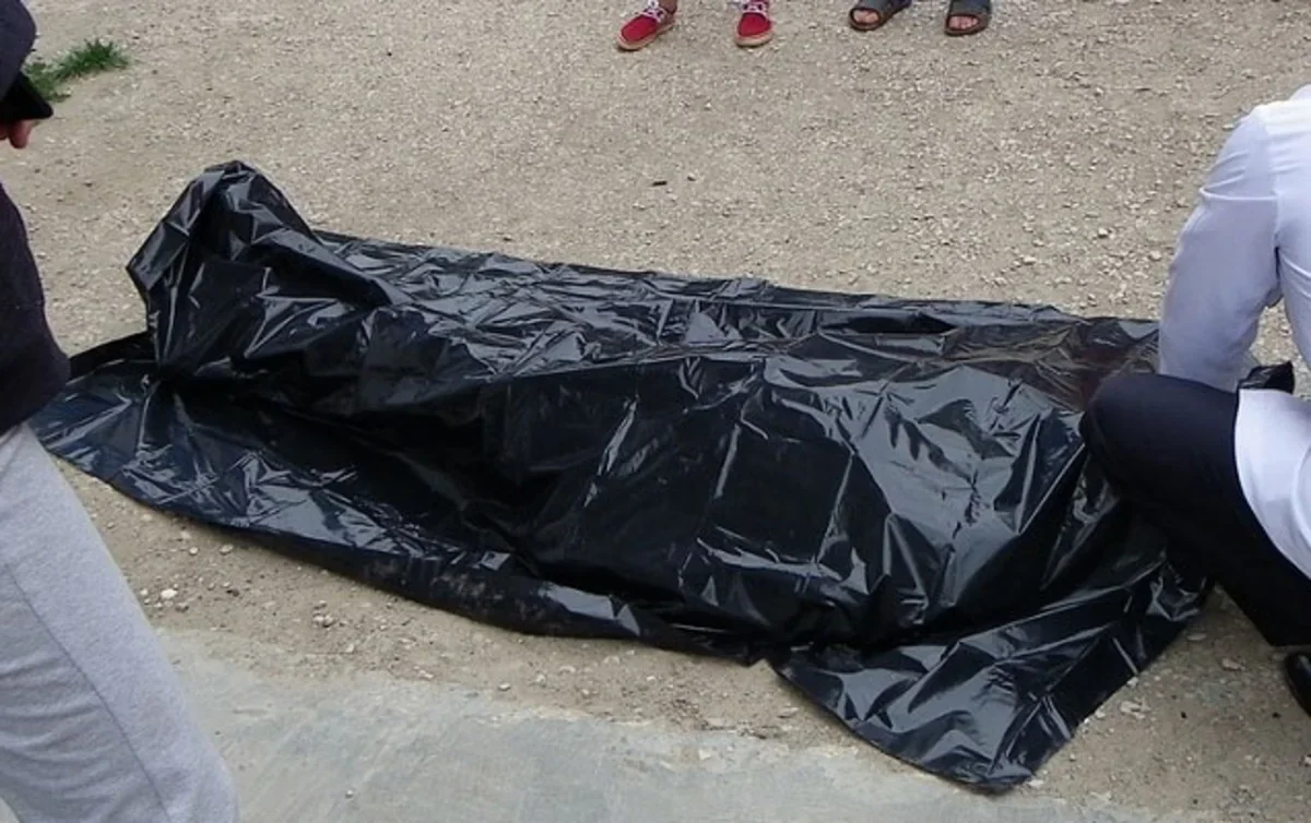 Ağsuda meyit aşkar edildi