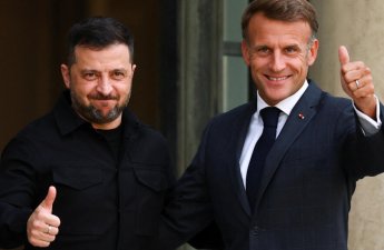 Макрон и Зеленский завтра проведут переговоры в Париже