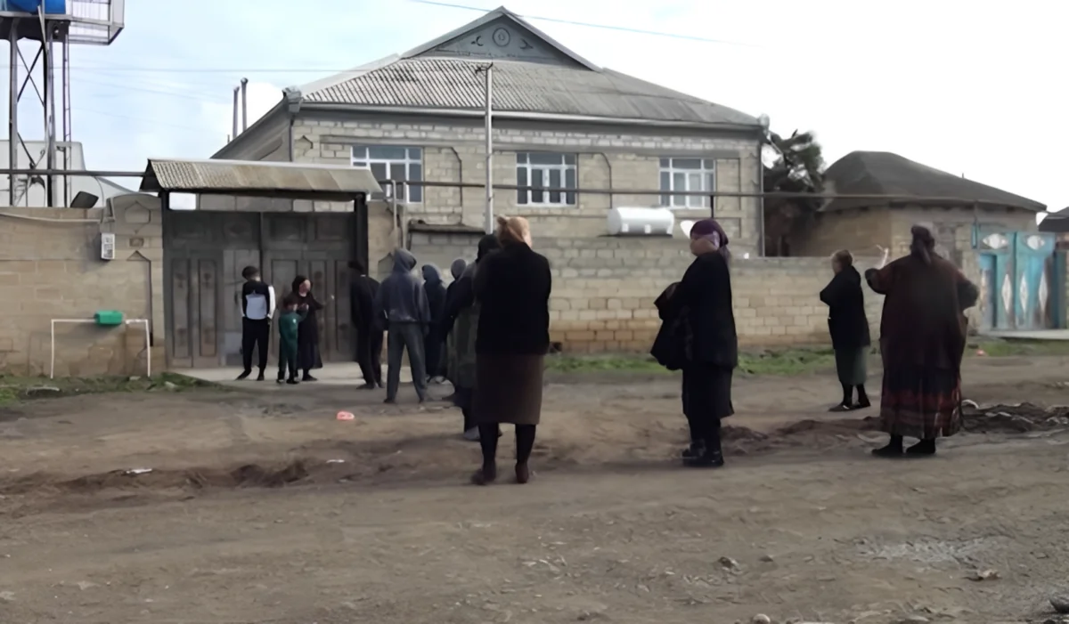 İkinci uşağı da eyni arxa düşərək dünyasını dəyişdi - VİDEO