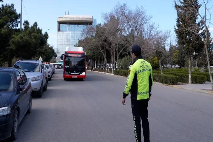 Sumqayıt polisi avtobus sürücülərini bir araya yığdı - Bu görüntülərə görə - FOTO/VİDEO