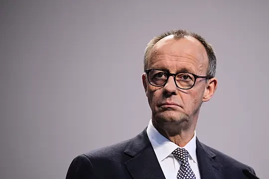 Канцлер Германии назвал неправильным решение США ослабить санкции против российских нефтетанкеров