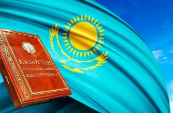 Казахстанцы решают судьбу новой Конституции