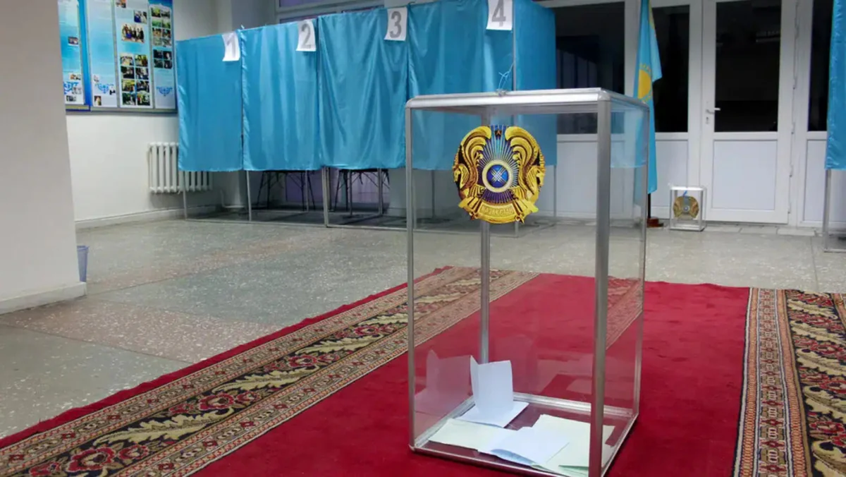 Qazaxıstanda yeni konstitusiya üzrə referendum keçirilir