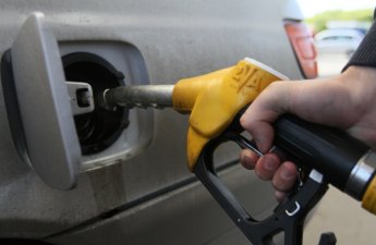 В Германии хотят запретить АЗС повышать цены на бензин чаще раза в сутки