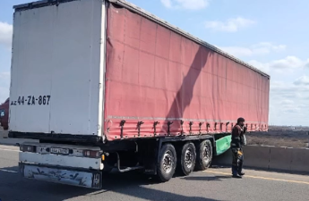 Biləsuvarda TIR qəza törətdi - VİDEO