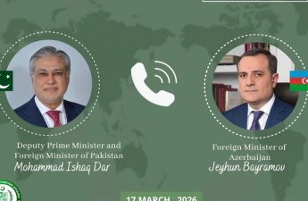 Ceyhun Bayramov pakistanlı həmkarı ilə danışdı