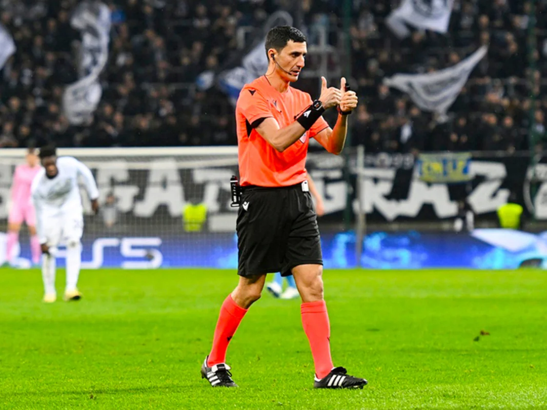 Əliyar Ağayev UEFA Konfrans Liqası matçını idarə edəcək