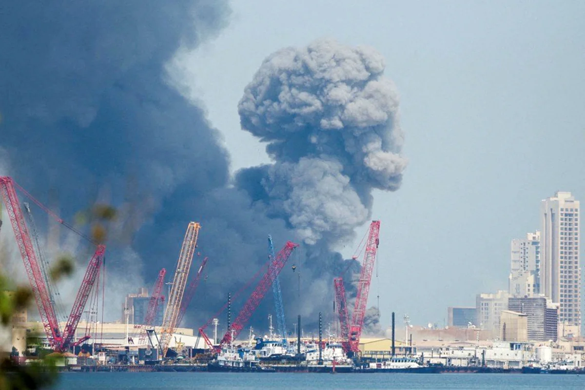 BƏƏ-nin Şarja limanı yaxınlığında partlayışlar baş verib