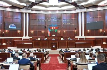 Milli Məclisin plenar iclası keçirildi - FOTO