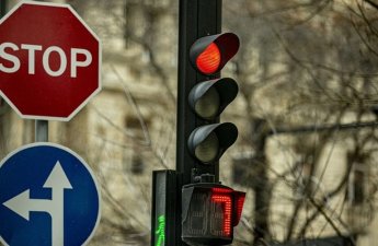Bakıda işıqforlarda saniyəölçən tabloların yığışdırılmasının səbəbi AÇIQLANDI