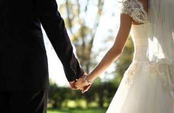 Снизилось число браков и разводов