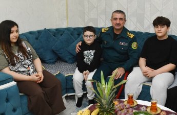 Dövlət Sərhəd Xidmətinin rəhbərliyi şəhid ailələrini ziyarət etdi - FOTOLAR
