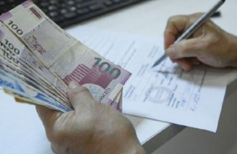 Dövlət qulluqçuları mükafat və əlavələrini bu şəkildə ala biləcəklər