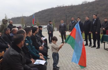 Növbəti köç karvanı Xanabad kəndinə çatıb - FOTOLAR