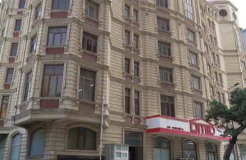 МЧС закрыло магазин стройматериалов в Баку-ВИДЕО