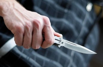 Qaxda bıçaqlanma hadisəsi baş verib