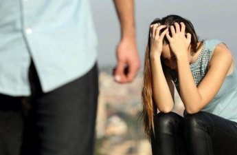 Abşeronda kişi qeyri-rəsmi münasibətdə olduğu qadını döydü – TƏFƏRRÜAT