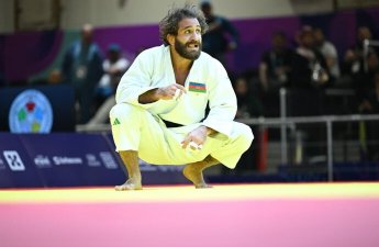 Hidayət Heydərov “Böyük Dəbilqə” turnirində bürünc medal qazandı