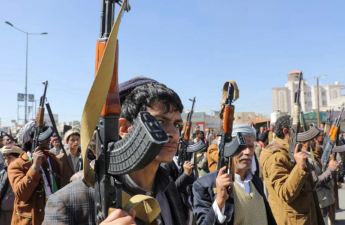 KİV: Ər-Riyad husiləri Yaxın Şərqdəki münaqişədə iştirakdan çəkindirmək istəyir