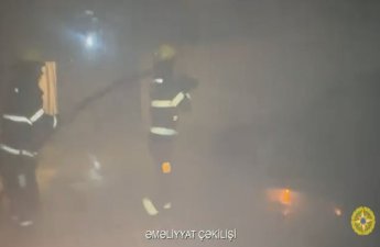 Kürdəmirdə avtomobil yanıb - VİDEO