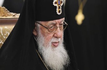 Putinin xüsusi nümayəndəsi Gürcüstan patriarxı II İlyanın dəfn mərasimində iştirak edib