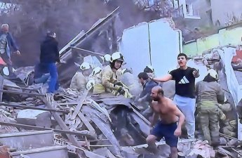 Yaşayış binası uçdu - Yaralılar var