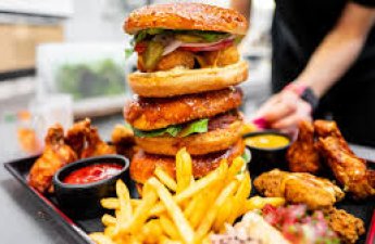 Ультрапереработанные продукты повышают риск инфаркта и инсульта на 67%