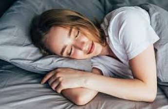 Врач рассказал, как улучшить сон за две недели без лекарств