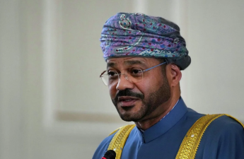 Bədr əl-Busaidi: Oman Hörmüz boğazında gəmiçiliyin təmin edilməsi üzərində işləyir