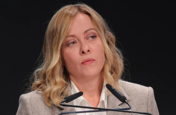 Meloni məhkəmə islahatları ilə bağlı keçirilən referendumda məğlubiyyətini etiraf edib