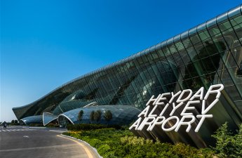 Международный аэропорт Гейдар Алиев переходит на летнее расписание полетов