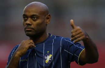 Vaqner Lav karyerasını başa vurdu