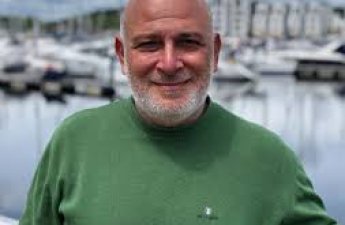 Harry: Qarabağı ziyarət etməyə dəyər