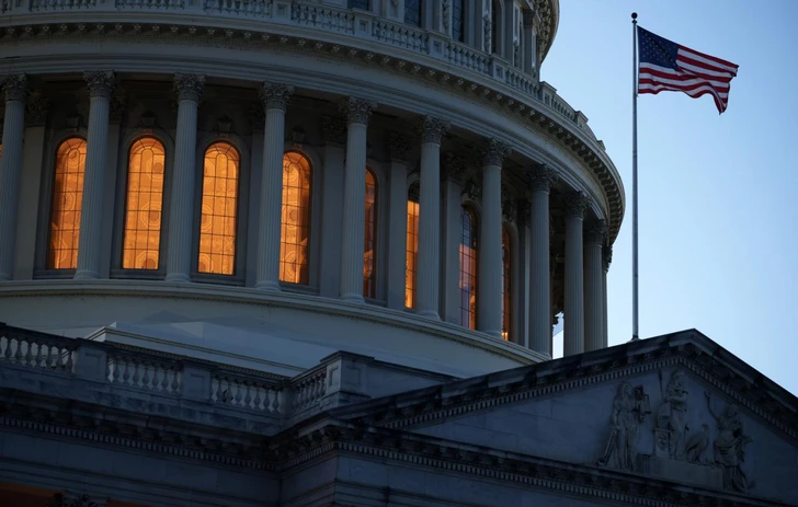 США и Израиль исключили из списка целей главу МИД Ирана - СМИ