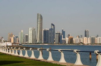 Два человека погибли в Абу-Даби в результате падения обломков ракеты