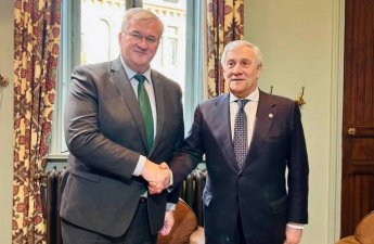 Главы МИД Украины и Италии обсудили ситуацию на Ближнем Востоке