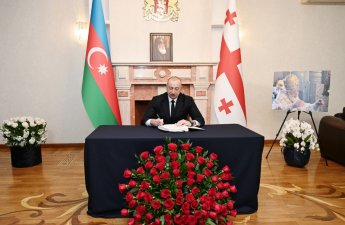 İlham Əliyev Gürcüstanın Azərbaycandakı səfirliyində olub, başsağlığı verib - FOTO