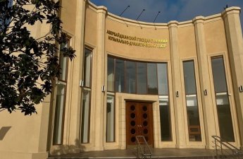 Putin Dərbənddə Azərbaycan teatrının açılışını edəcək