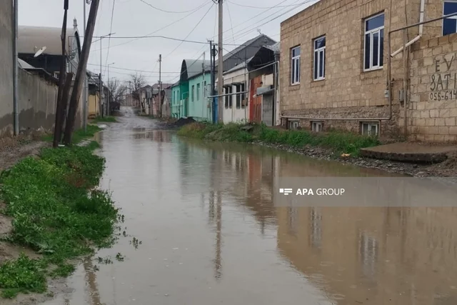 В Гяндже дождь вызвал серьезные последствия